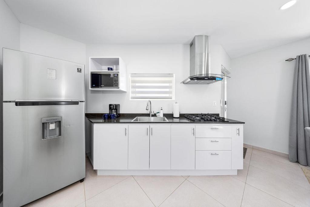 Apricity Suites Aruba 努尔德 外观 照片